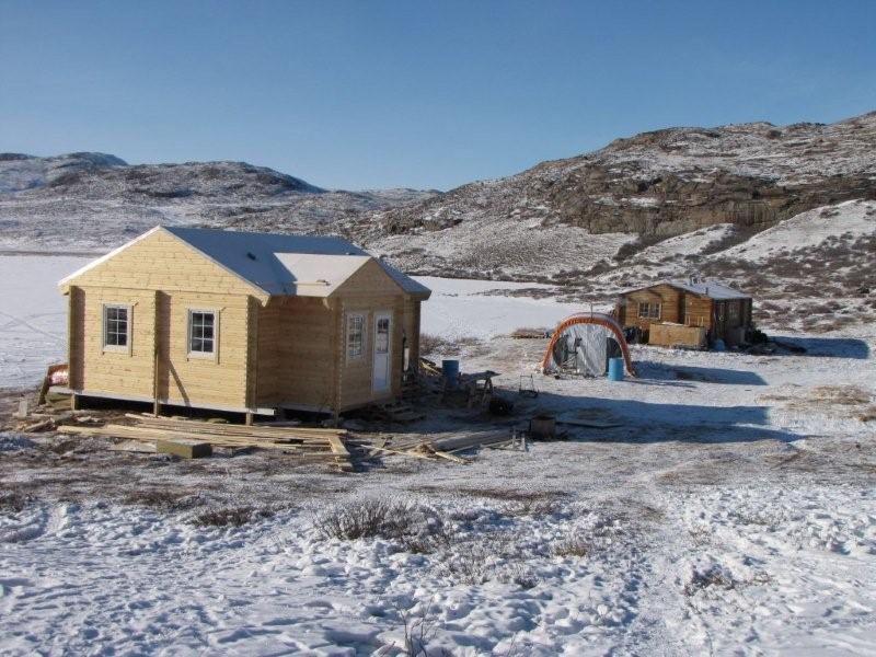 images/Greenland_New_Hut.jpg